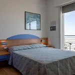 Riviera 3*