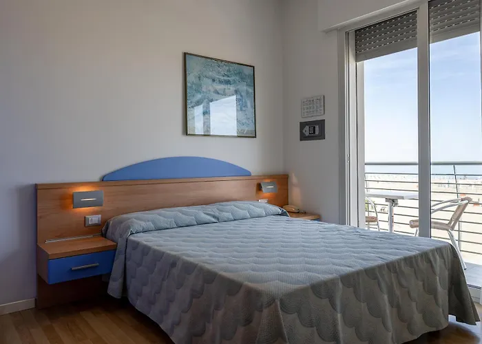 Riviera 3*
