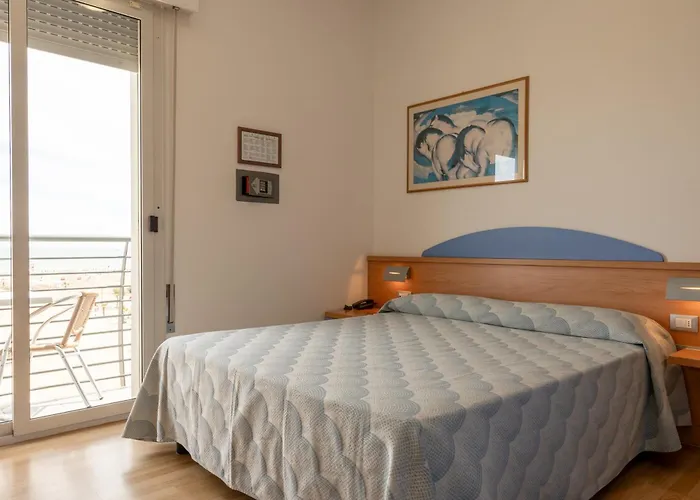 Riviera 3*
